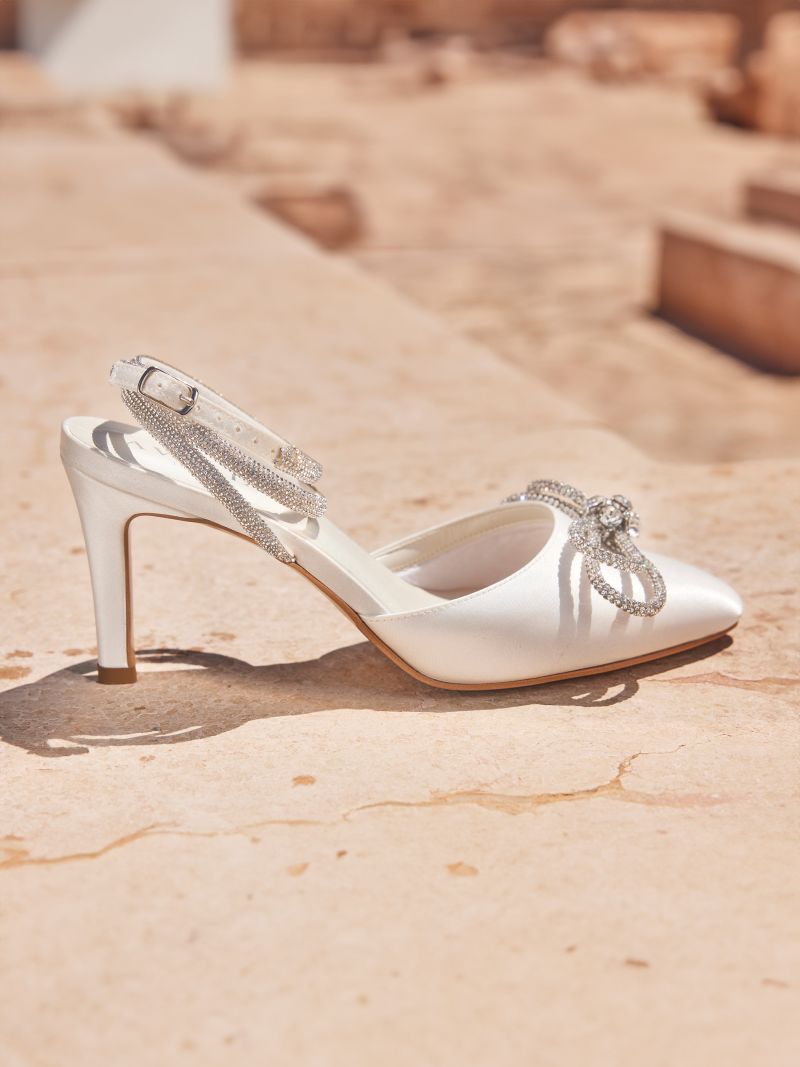 Beautiful Bridal Shoes for Your Wedding Day Avalia Shoes JOVITA