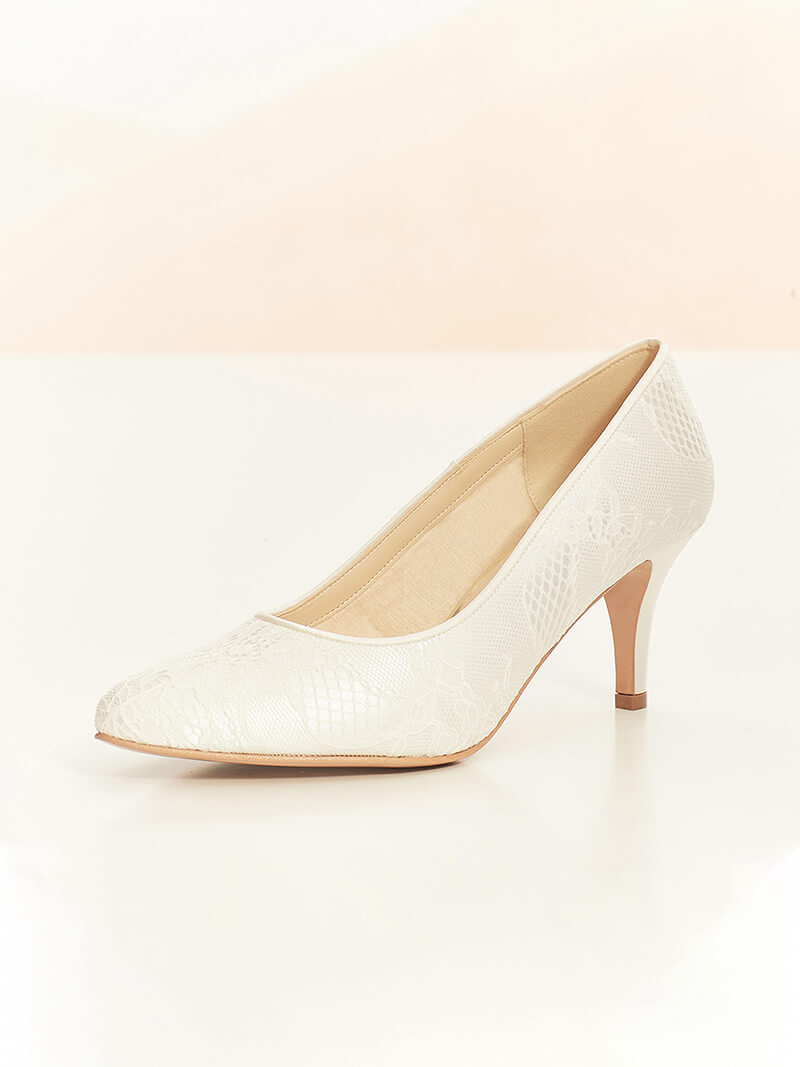 Pump Heel Bridal Shoes are Forever Favourite
